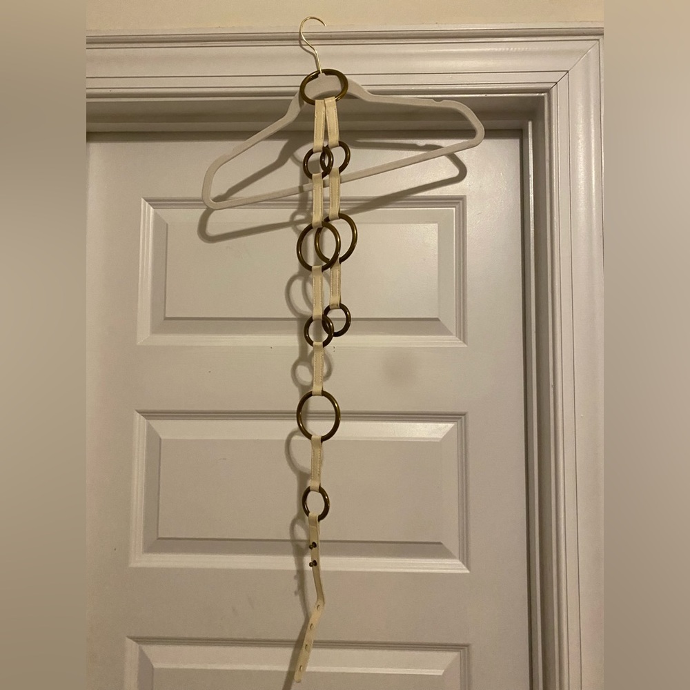 Awesome loopy belt